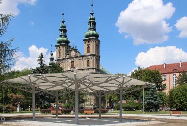 Апартаменты Diecezjalny Dom Formacyjny Ныса Экстерьер фото